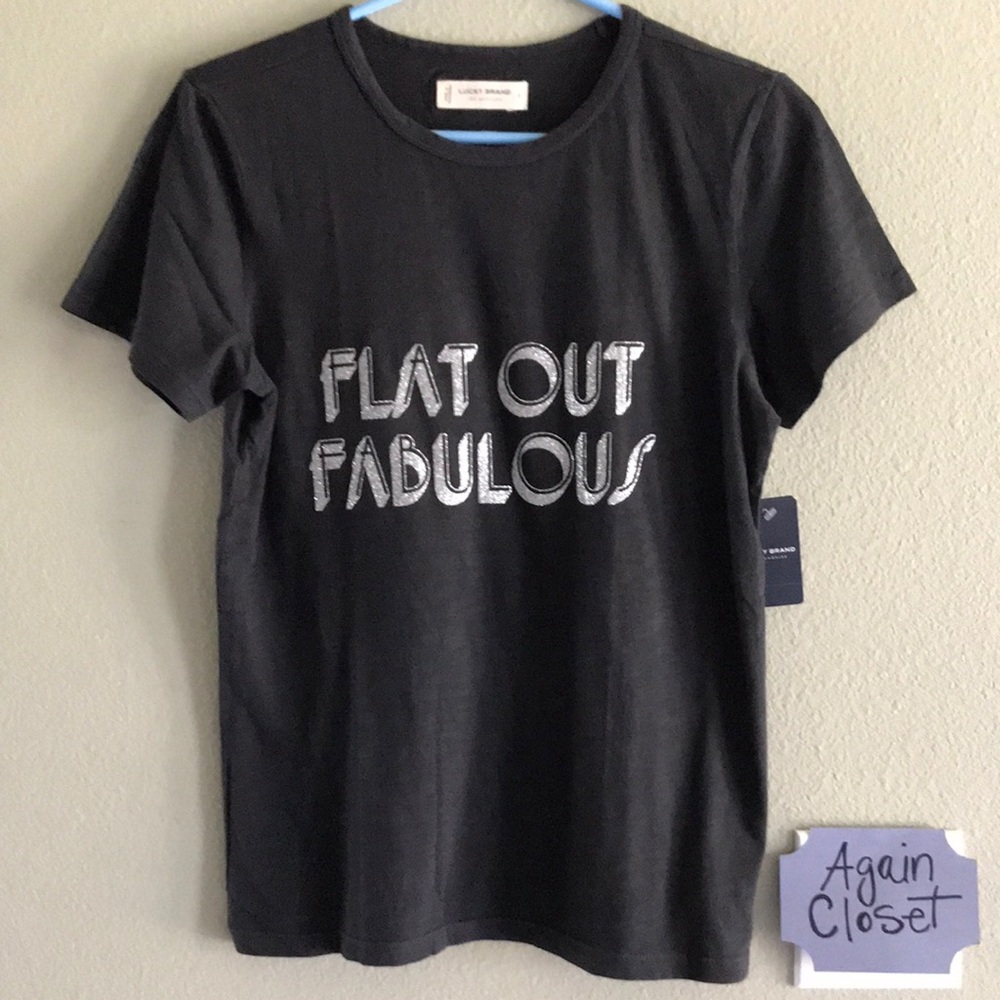 🎉HP🎉Lucky Brand Women’s “Flat Out Fabulous” Sparkle Graphics Love Tee